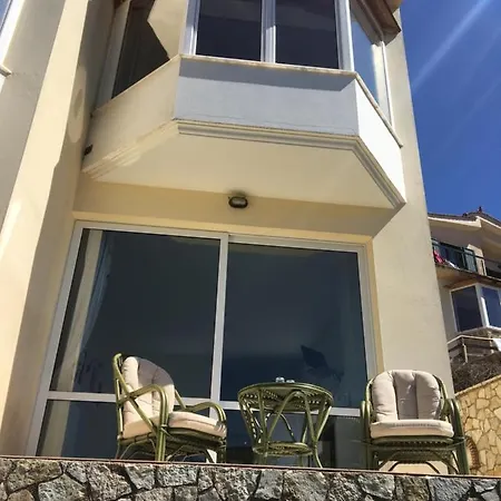 Anarada بيت ضيافة 4*