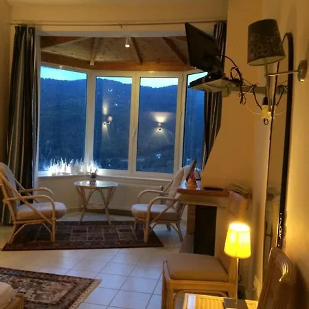 Anarada Guest house 3*