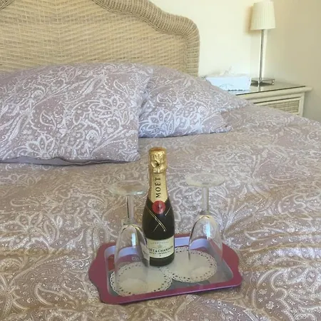 بيت ضيافة Anarada